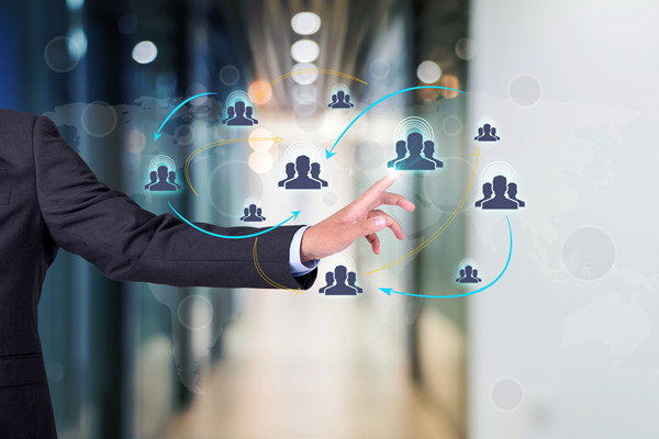 人力資源戰(zhàn)略:構(gòu)建企業(yè)成功的基礎(chǔ) 人力資源戰(zhàn)略:構(gòu)建企業(yè)成功的基礎(chǔ)