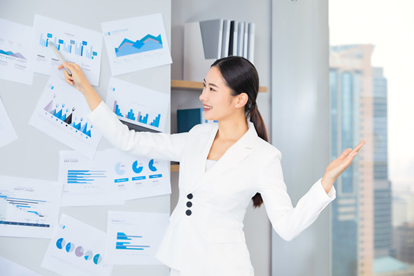 戰(zhàn)略轉(zhuǎn)型與升級:戰(zhàn)略咨詢公司的創(chuàng)新路徑 戰(zhàn)略轉(zhuǎn)型與升級:戰(zhàn)略咨詢公司的創(chuàng)新路徑