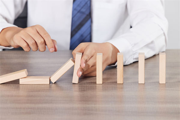 集團(tuán)與子公司管控失靈，如何重塑體系實(shí)現(xiàn)高效協(xié)同？