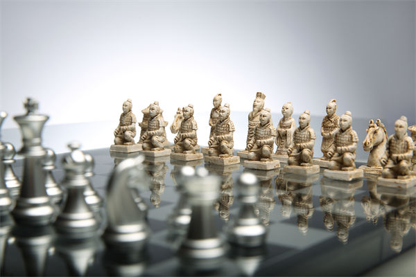 集團(tuán)管控陷入死局：分權(quán)怕失控集權(quán)怕僵化如何破？